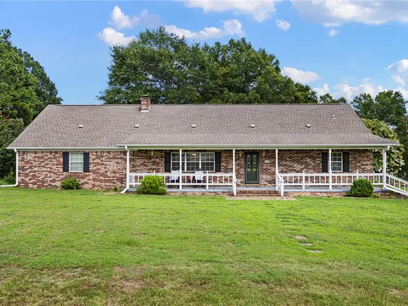 125 Kelly Ln, Dover, AR 72837