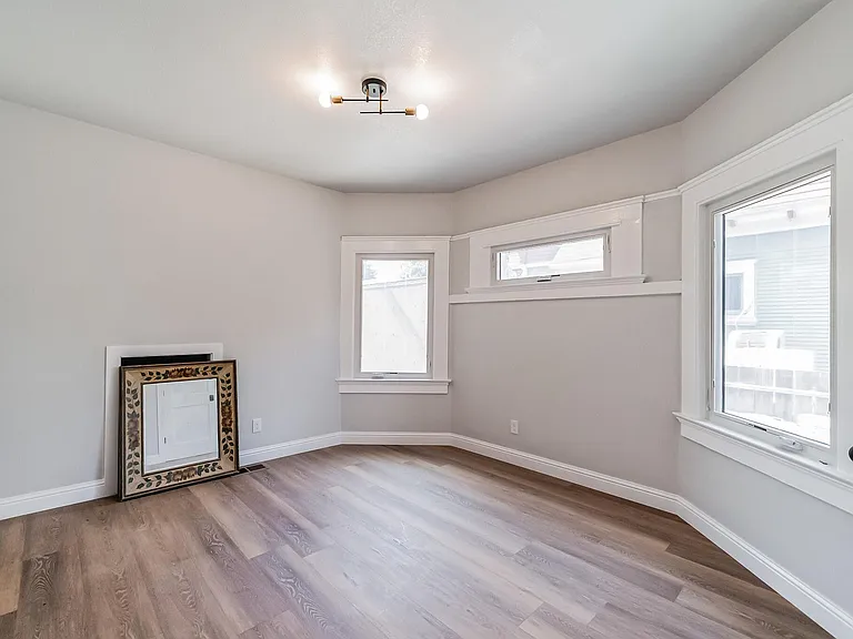 3044 Martin Luther King Jr Way — Photo 10