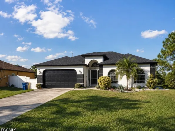 5306 5th St W, Lehigh Acres, FL 33971