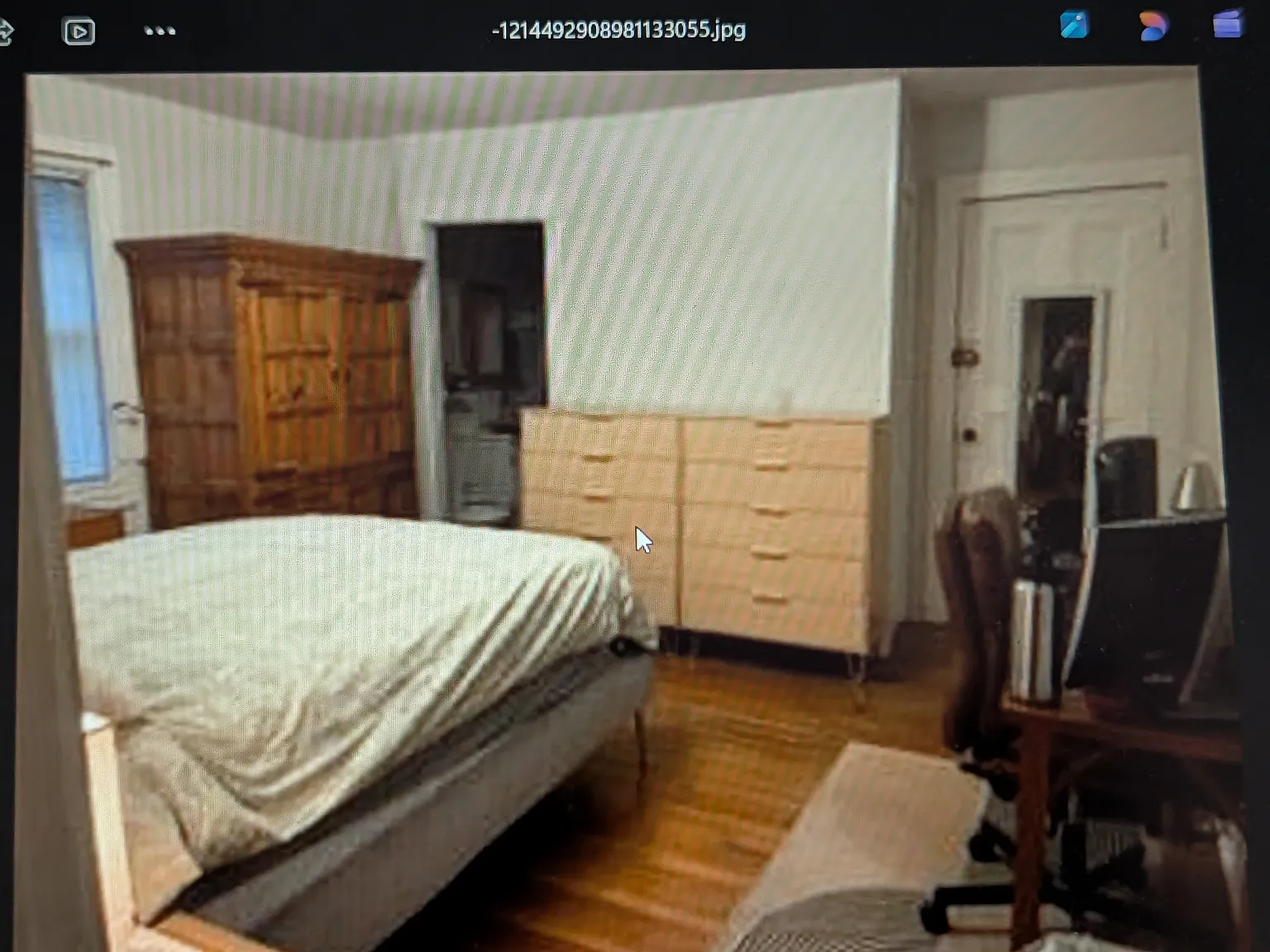 15 Laurel St — Photo 1