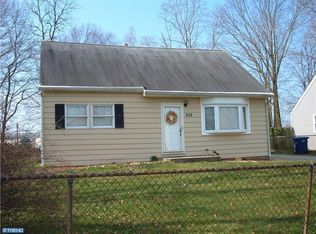 608 Holly Ln, Mount Holly, NJ 08060