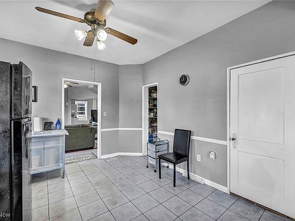 4th image of 1314 Cove Ave