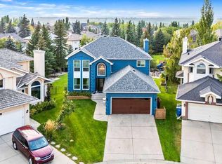 236 E Mount Sparrowhawk Pl SE, Calgary, AB T2Z2G8