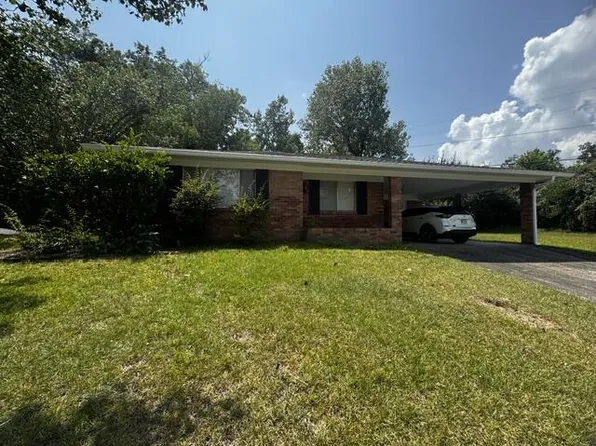 102 Signal Hill Dr, Vicksburg, MS 39180