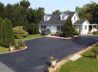 202 5th St, Grottoes, VA 24441