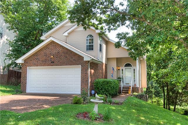 1st image of 404 Cedar Forest Dr