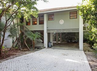 43 S Bridge Ln, Key Largo, FL 33037