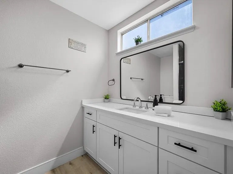 3618 Redwood St — Photo 21