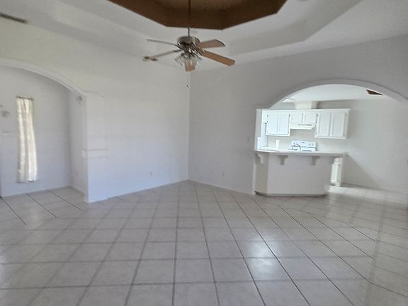 2nd image of 3800 Orchid Ave
