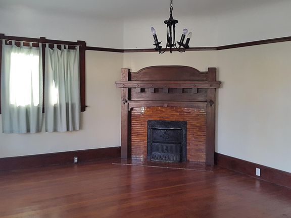 2nd image of 329 E Saint James St