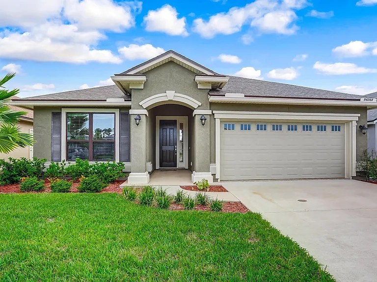 94264 Woodbrier Cir — Photo 1