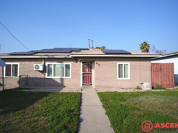 2nd image of 916 Castaic Ave