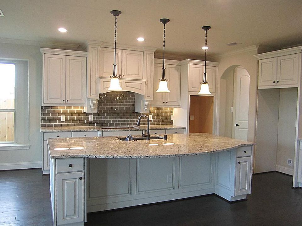 1st image of 27514 Blackstone Canyon Ln