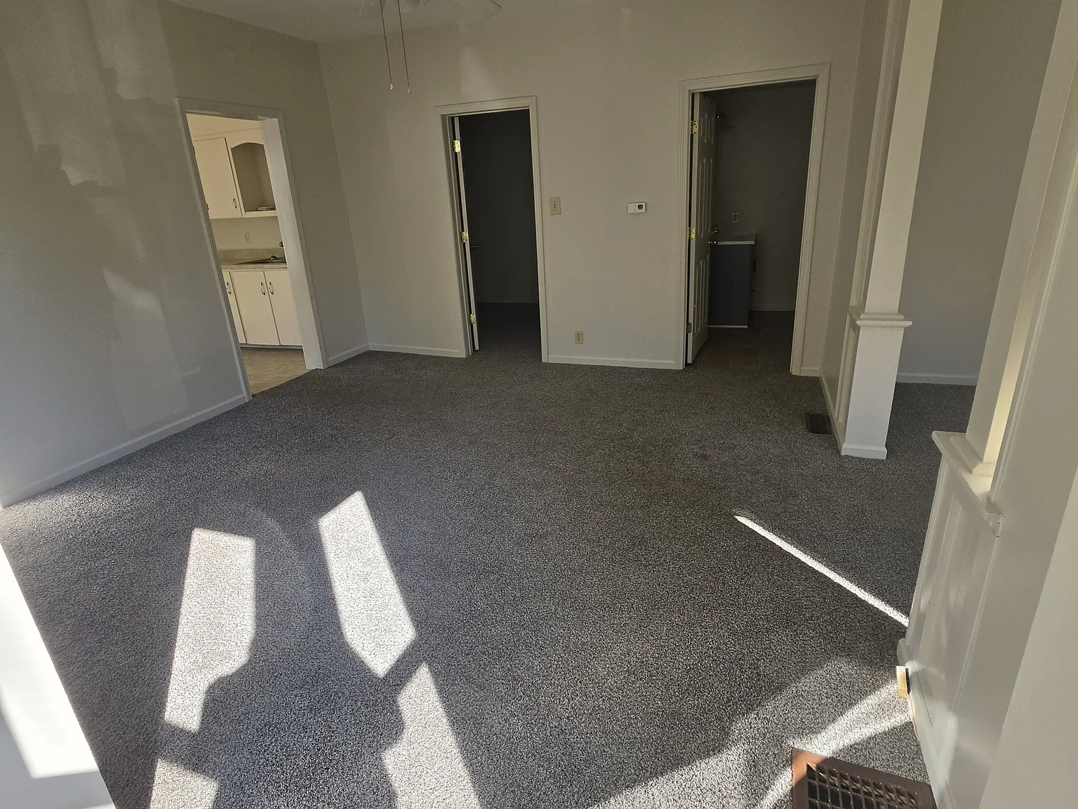 340 Pleasant Street 1 / 1/2 - 1 — Photo 4