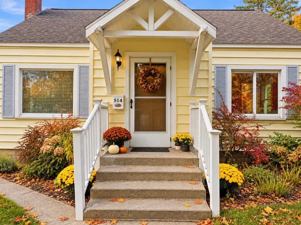 514 W 13th St, Traverse City, MI 49684