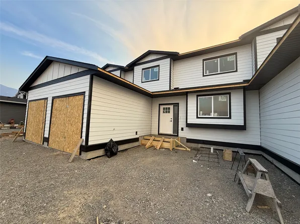 1627 Phillips St, Merritt, BC V1K 0B8