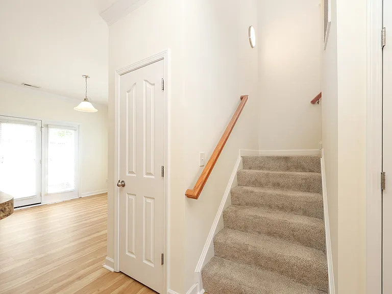 4614 Stoney Branch Dr — Photo 10
