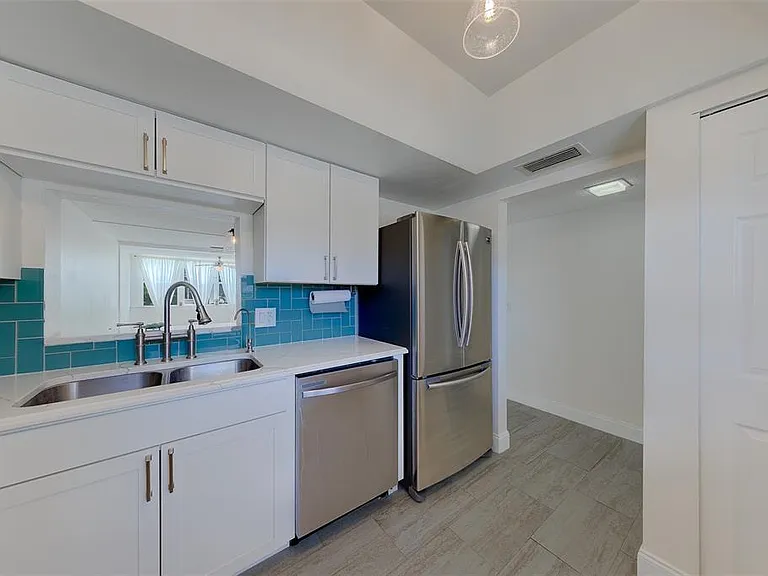 10215 Regal Dr #4 — Photo 12
