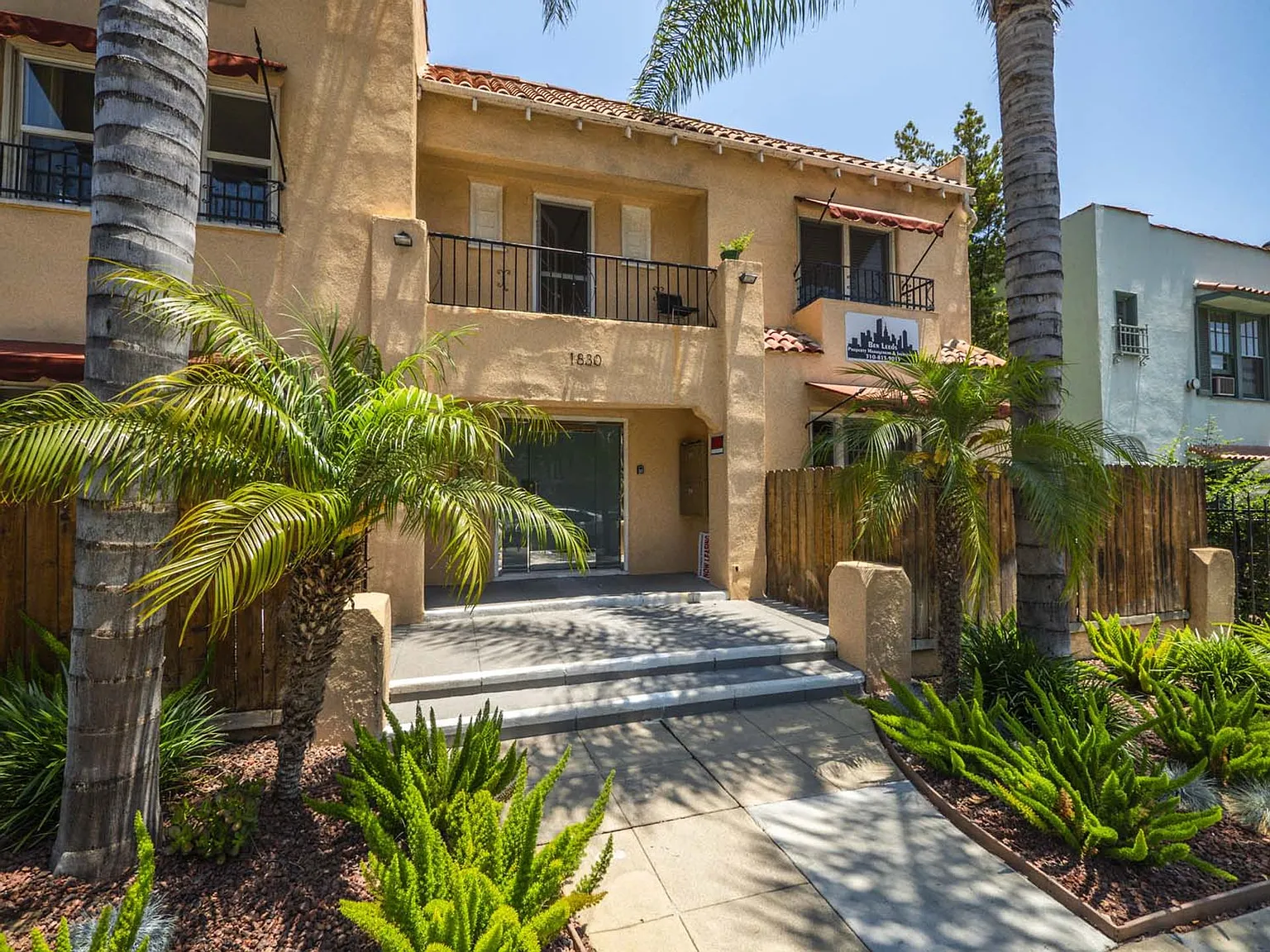 1830 Grace Ave. — Photo 4