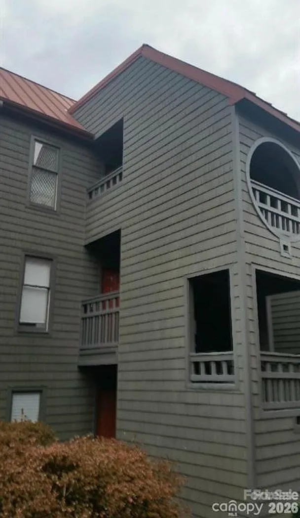 9029 J.M. Keynes #64 — Photo 1