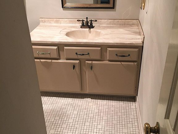 3rd image of 1919 Georgia Ave #9