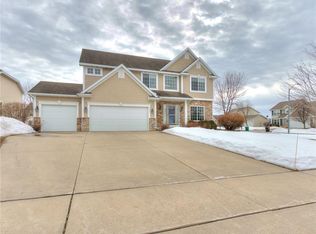 927 NE Otter Ridge Cir, Ankeny, IA 50021
