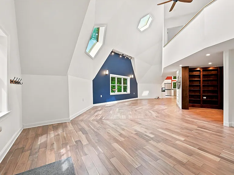 26 Pebble Dr — Photo 8