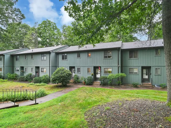 130 Highland Street #F, Manchester, CT 06040