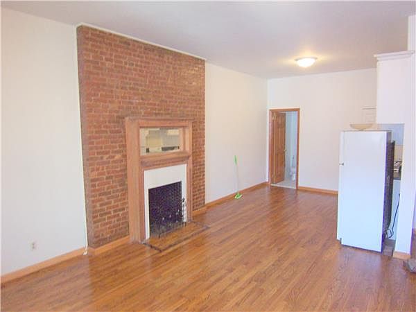 1st image of 52 W 75th St APT 9