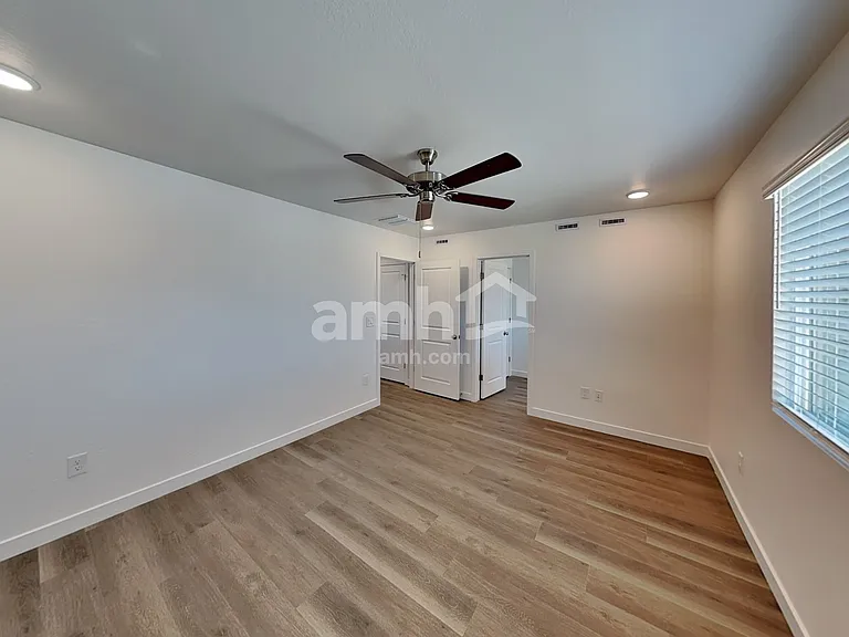 4415 S 97th Dr — Photo 8