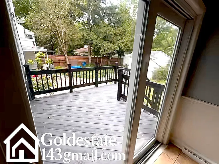 837 Wylie Ave — Photo 4