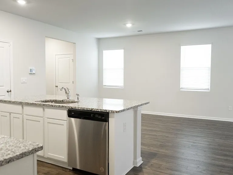 6065 Beadlow St — Photo 11