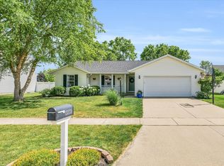 3203 Florence Dr, Champaign, IL
