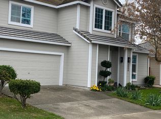 6880 Hampton Cove Way, Sacramento, CA