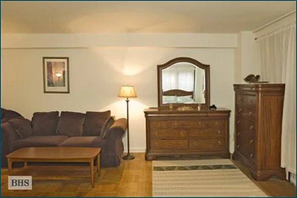 Rented by Brown Harris Stevens | media 39