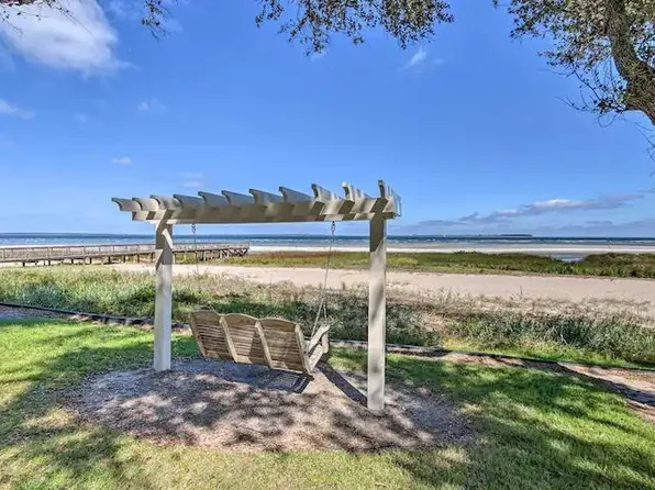 239 Beach City Rd, Hilton Head Island, SC