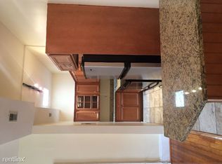 10 W Madison St #11, Baltimore, MD 21201