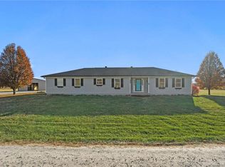19985 W 199th St, Spring Hill, KS 66083