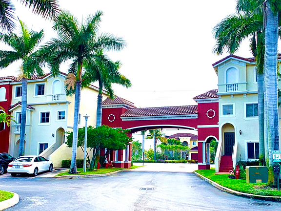3rd image of 421 Bayfront Dr #421