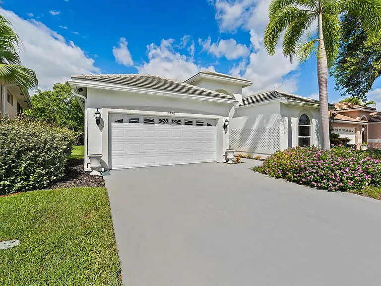 3198 SE Carrick Green Ct — Photo 23