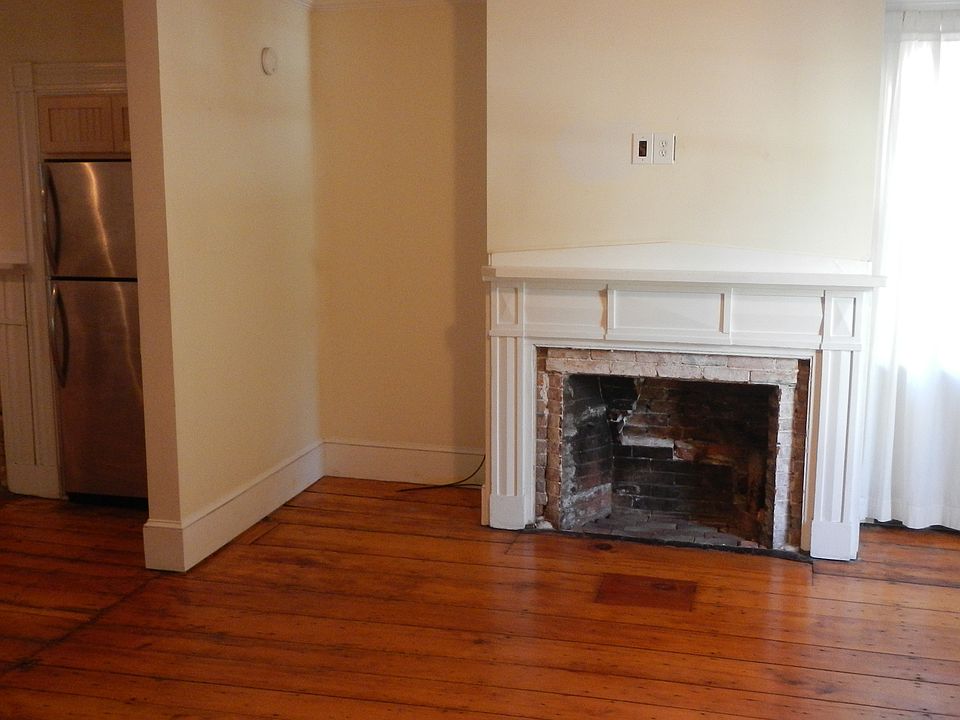 2nd image of 120 Brackett St #121
