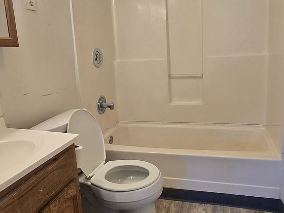 5th image of 51 Cutler St #3