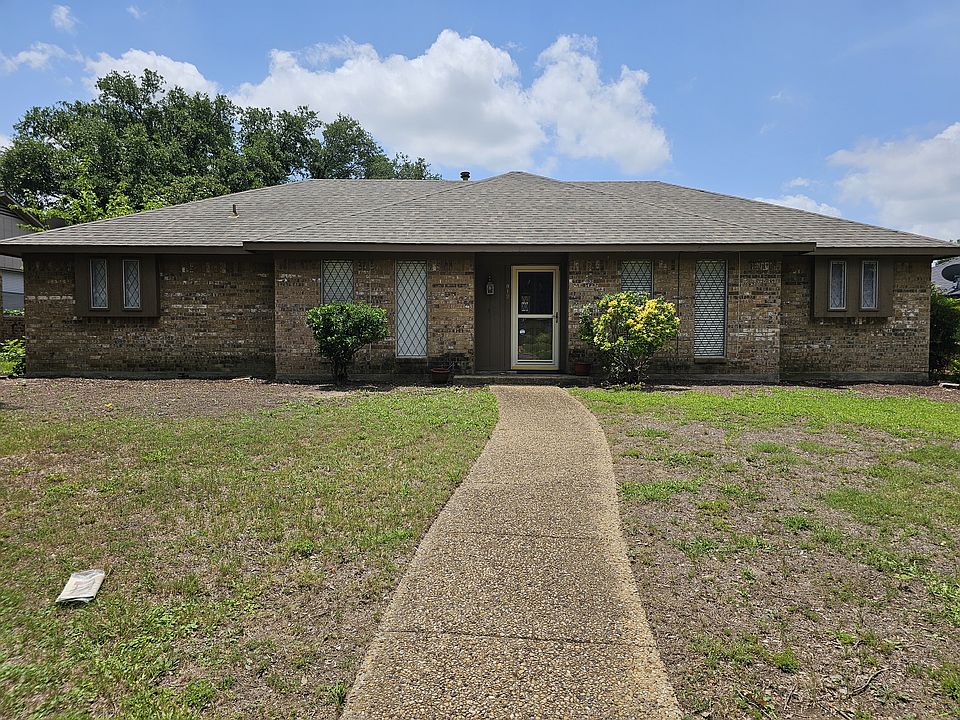 1st image of 812 Rush Creek Dr