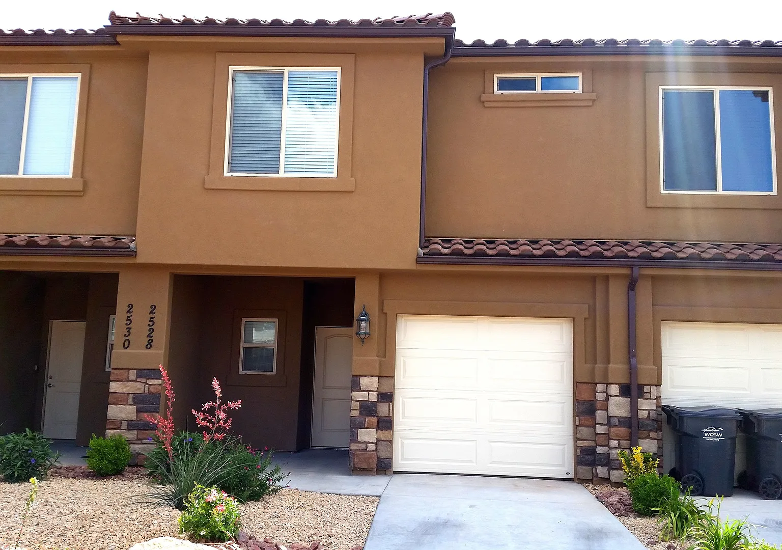 3 Bedroom Townhome In Santa Clara With Snow Canyon Views — Photo 3