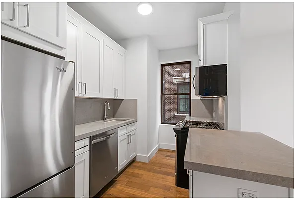 Rented by Corcoran | media 25