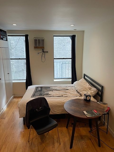 1st image of 76 E 1st St #2DD