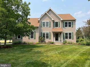 6 Kuhars Way, Newtown, PA 18940