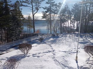 71 Presley Dr, East Boothbay, ME 04544