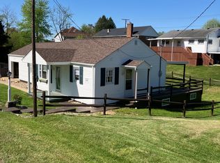 904 Ross Dr, Glen Dale, WV 26038