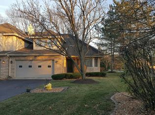 233 Cove Dr, Flossmoor, IL